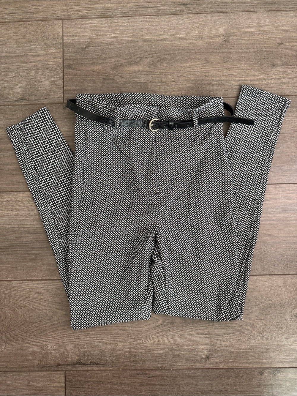 Iris Black & White Geometric Skinny Pants with Belt